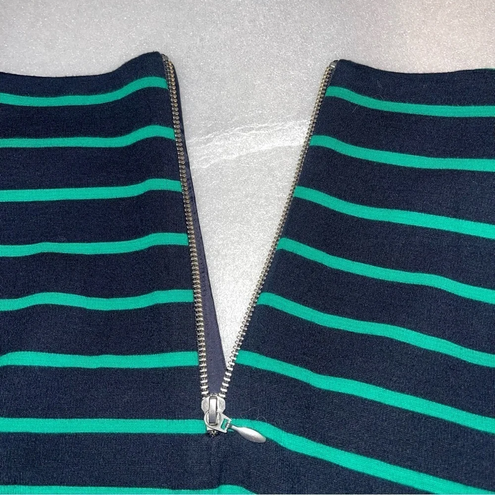 NWT Banana Republic Navy Blue & Green Knit Horizontal Striped Skirt, Size 14